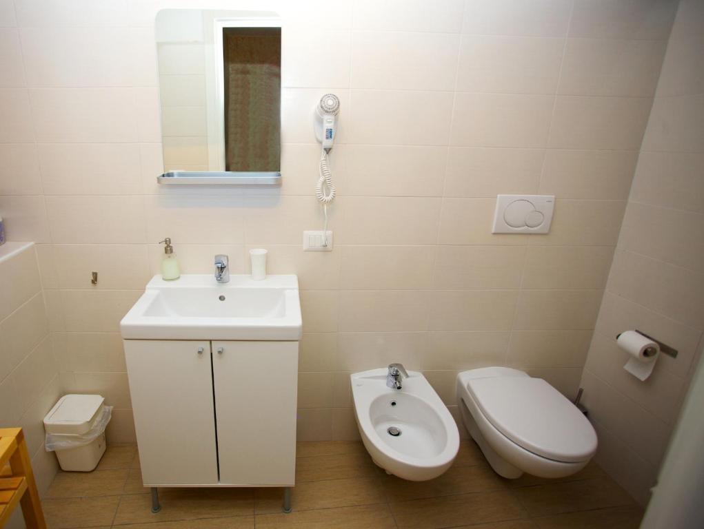 Appartamenti Rho Milano Oda fotoğraf